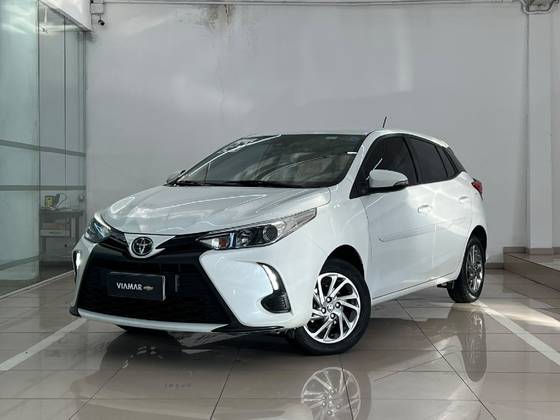 TOYOTA YARIS 1.5 16V FLEX XS CONNECT MULTIDRIVE TOYOTA YARIS 1.5 16V FLEX XS CONNECT MULTIDRIVE